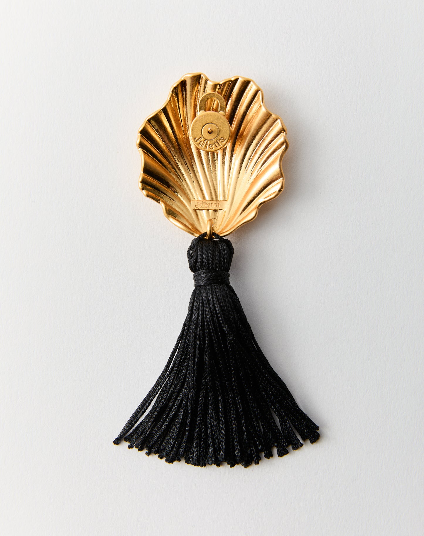 Coquille Earrings