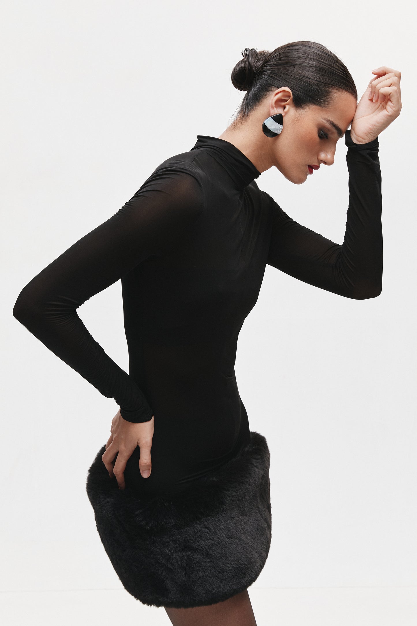 Divina Earrings