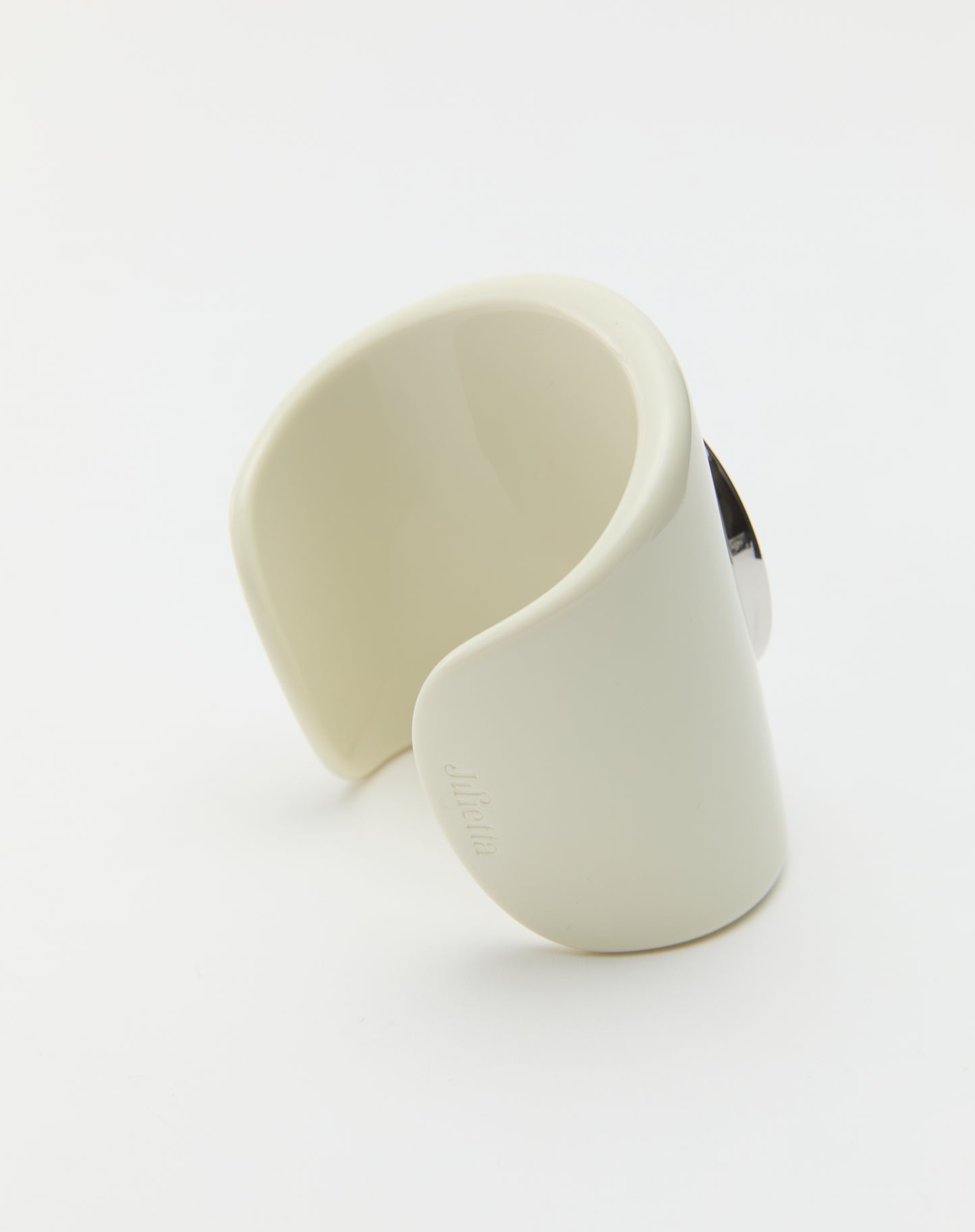 Nera Cuff