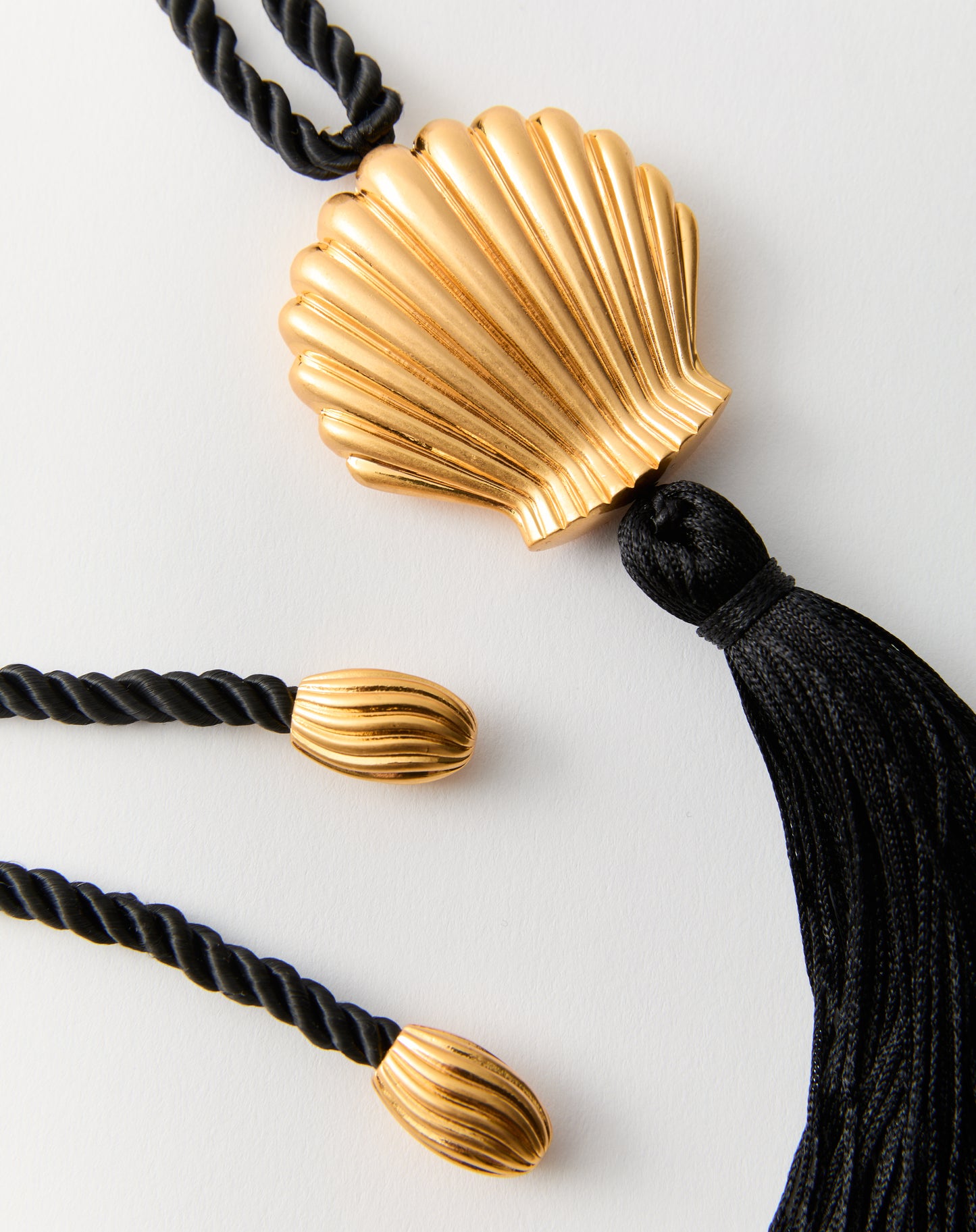 Éze Necklace