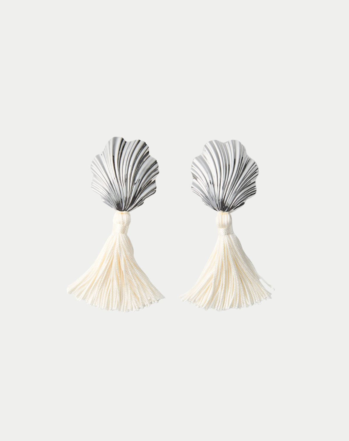 Coquille Earrings