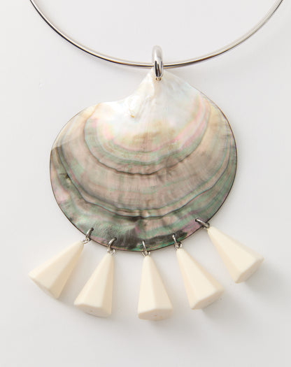 Nacre Necklace